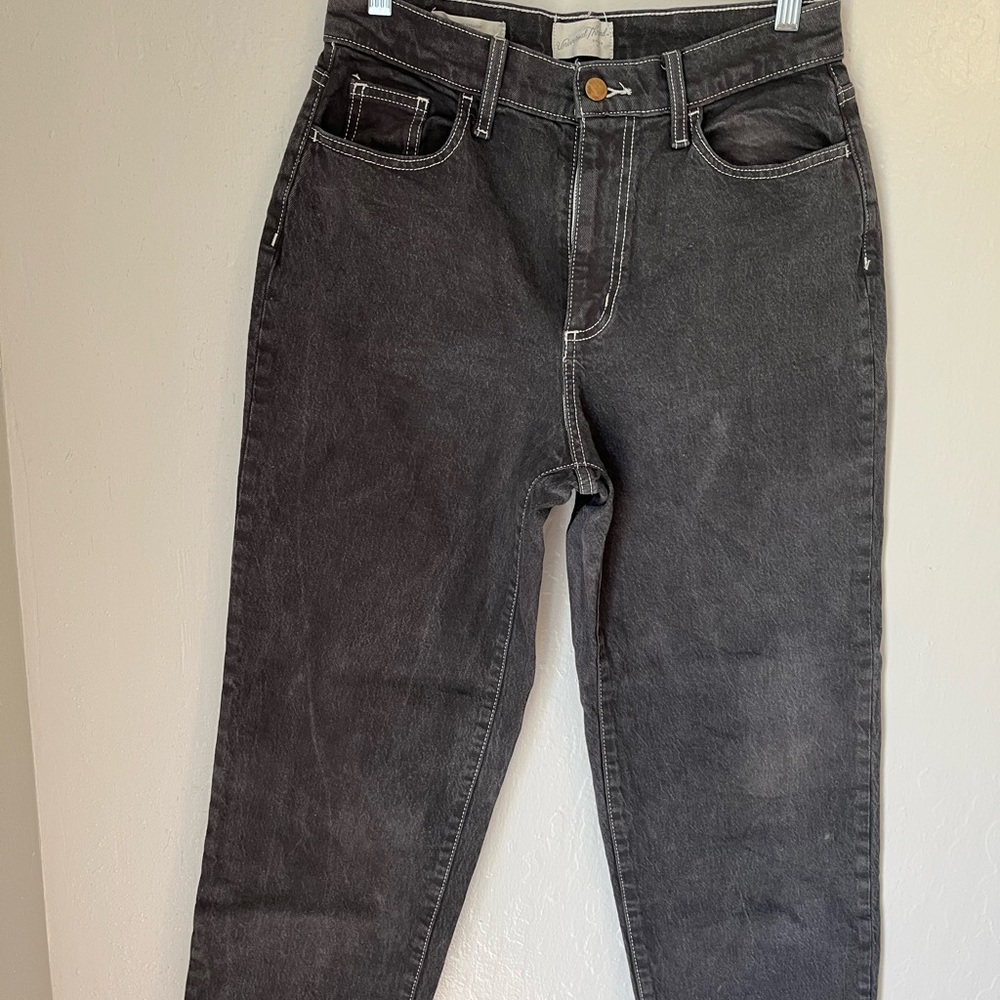 Universal Thread Women’s Dark Gray Size 4 Vintage Straight Jeans